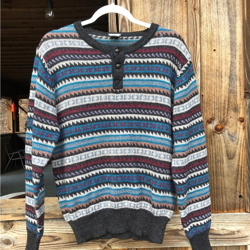 Vintage 90's Levi's Sweater Geometric Stripped Pattern